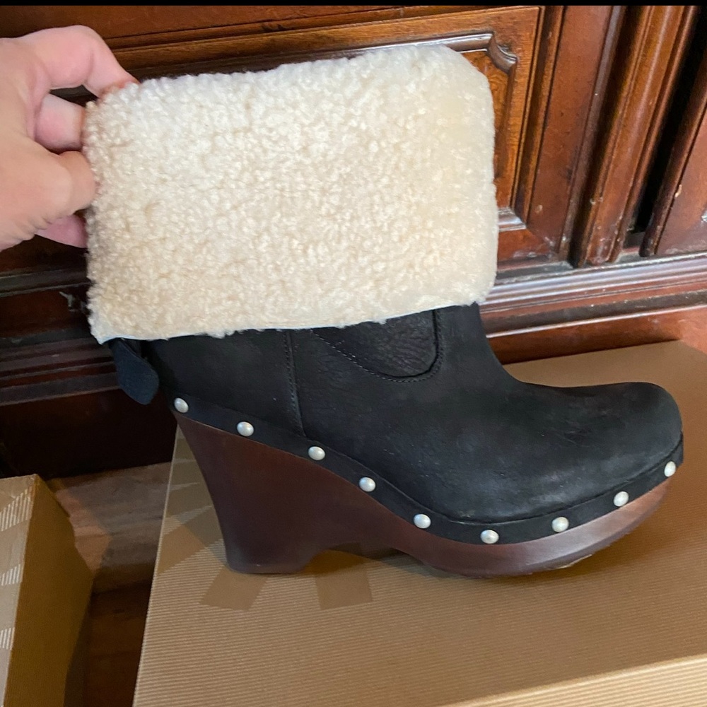 New in box UGG boots!
